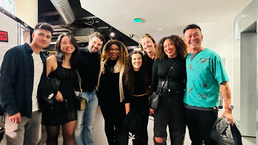 Friends enjoying Shoreditch nightlife tour with local expert guide